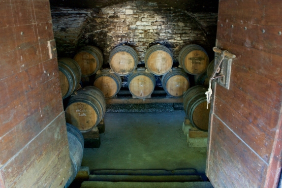 Old Liquors Château Chalon, barrels